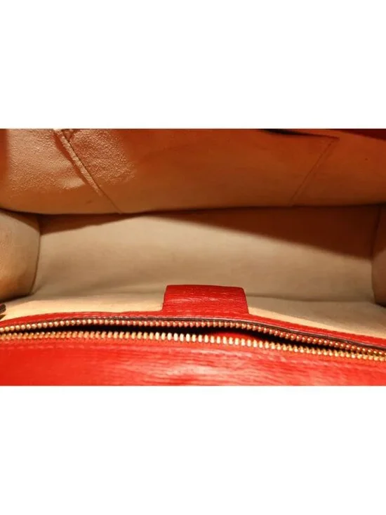 Gucci Sylvie Leather Shoulder Bag - Picture 6 of 10